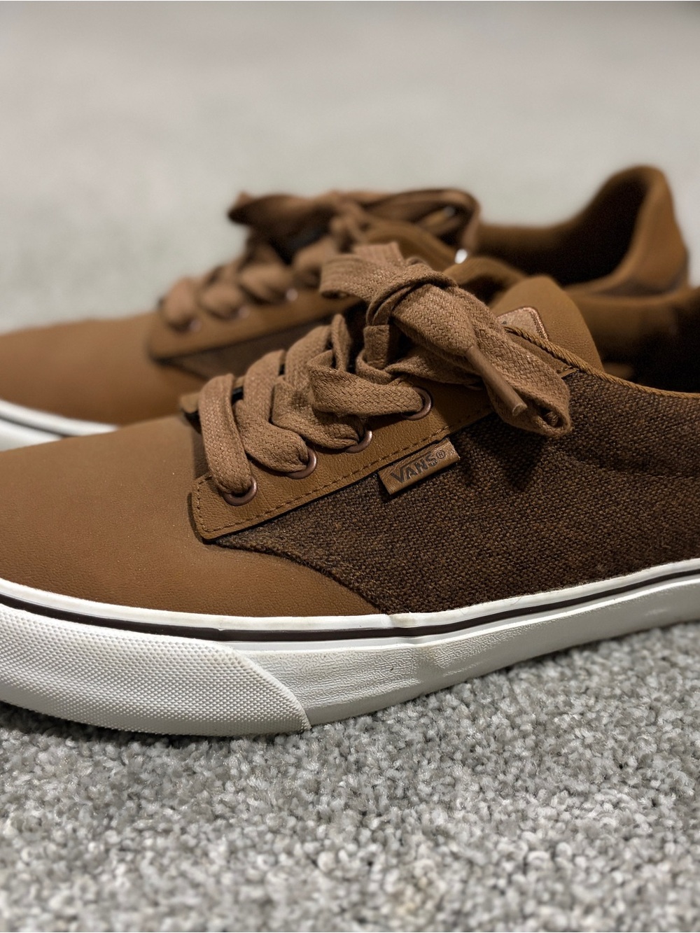 Vans Men’s Brown Canvas Low-Top Sneakers with White Sole